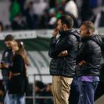 Davide Ancelotti celebra vitória do Botafogo e desabafa: “Foi uma semana muito difícil, com muita decepção e raiva”